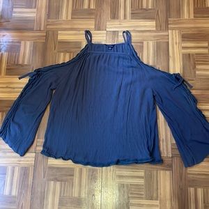 American Eagle Cold Shoulder Top